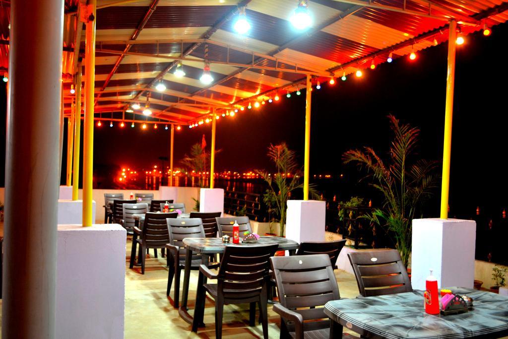 Hotel Holy Ganges View 2* Varanasi